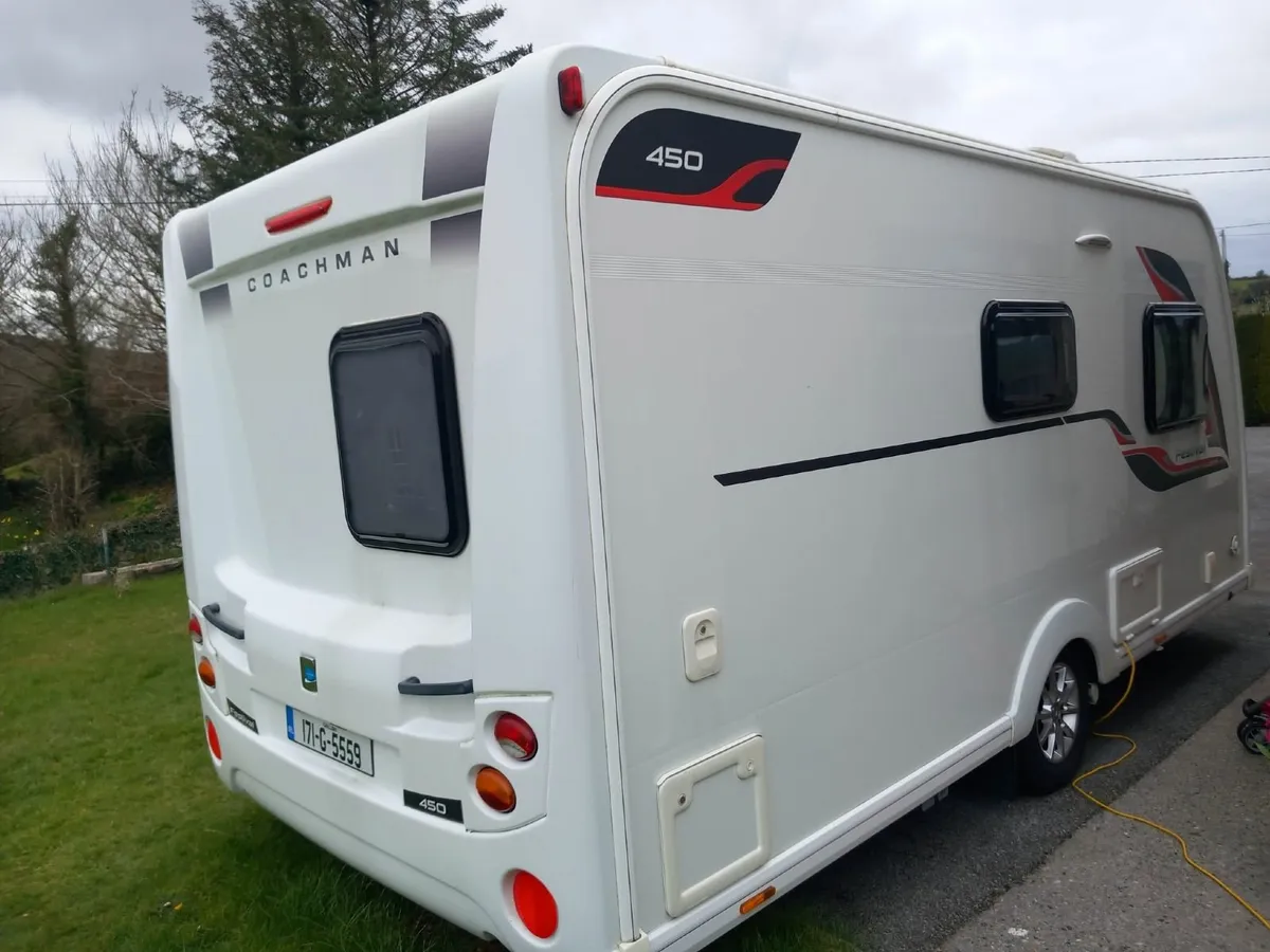 Caravan - Image 2