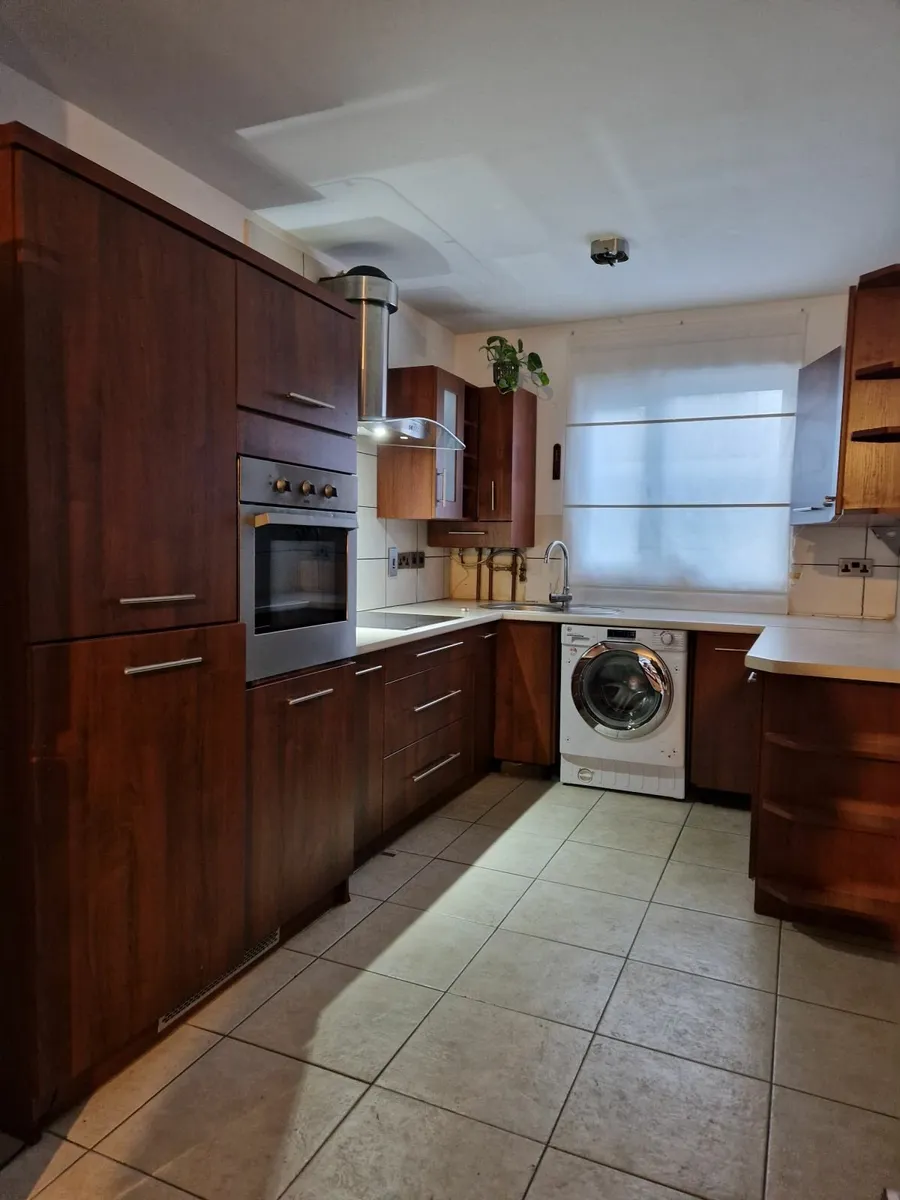 kitchen - Image 1