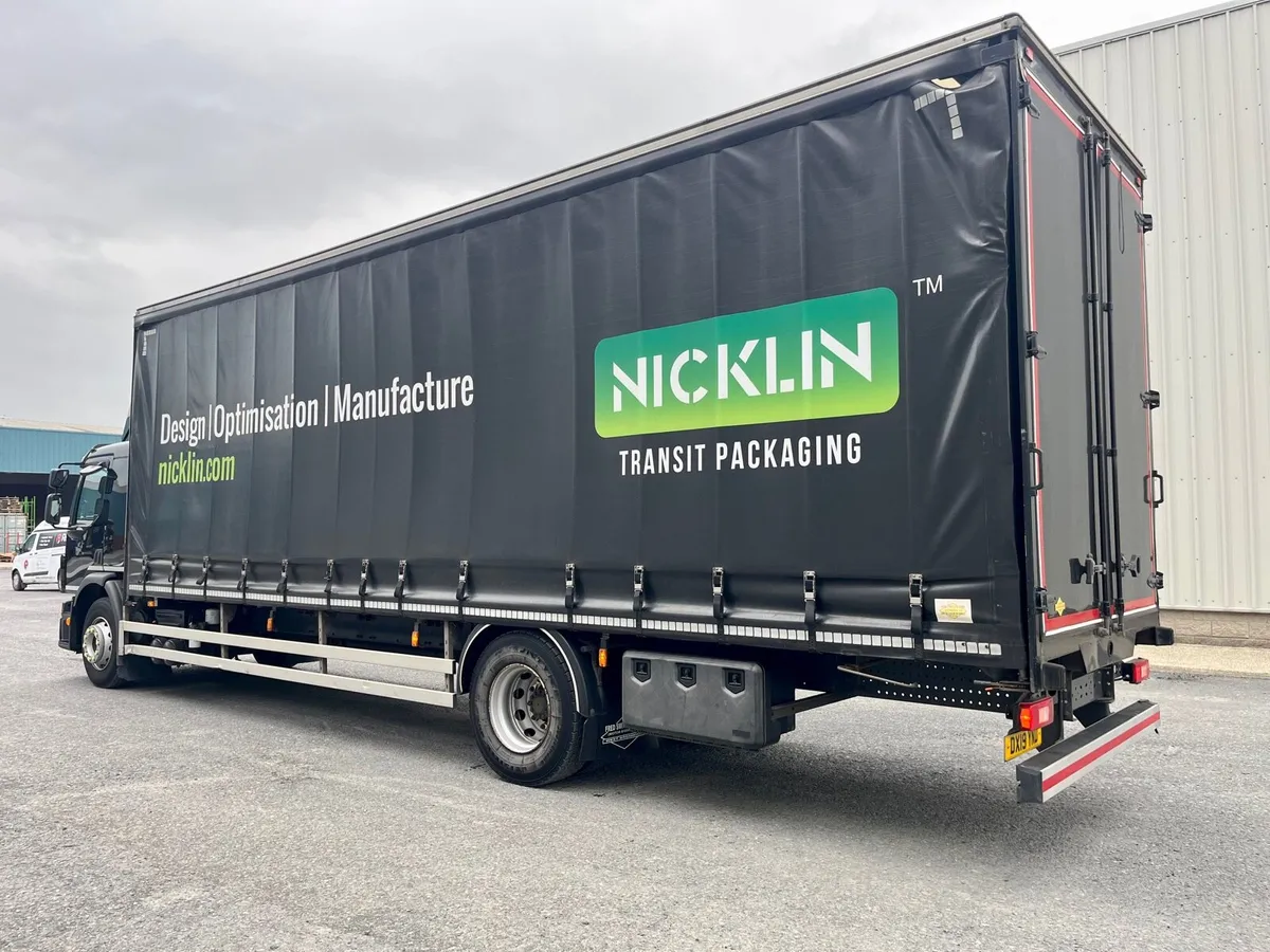 Volvo FL curtainside - Image 4