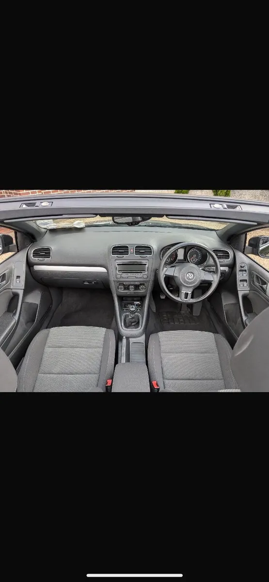 Volkswagen Golf 2011 - Image 2