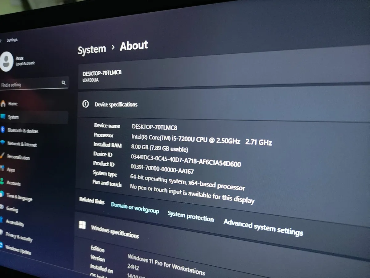 Asus ZenBook Navy Blue i5 256GB SSD - Image 3