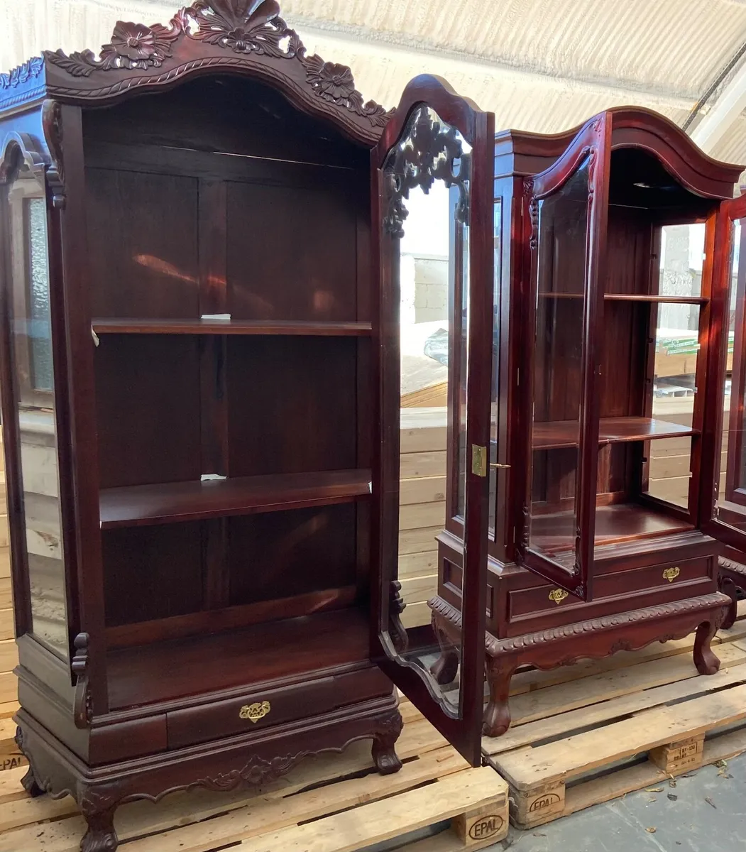 Solid mahogany unit - Image 1