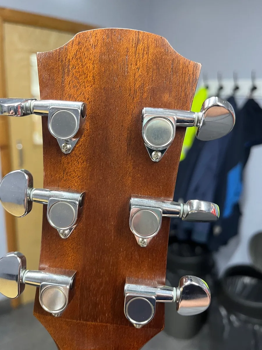 Yamaha A1R Electro acoustic guitar - Image 1