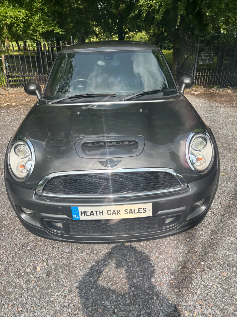 Mini Cooper 1.6S  184hp low miles - Image 2