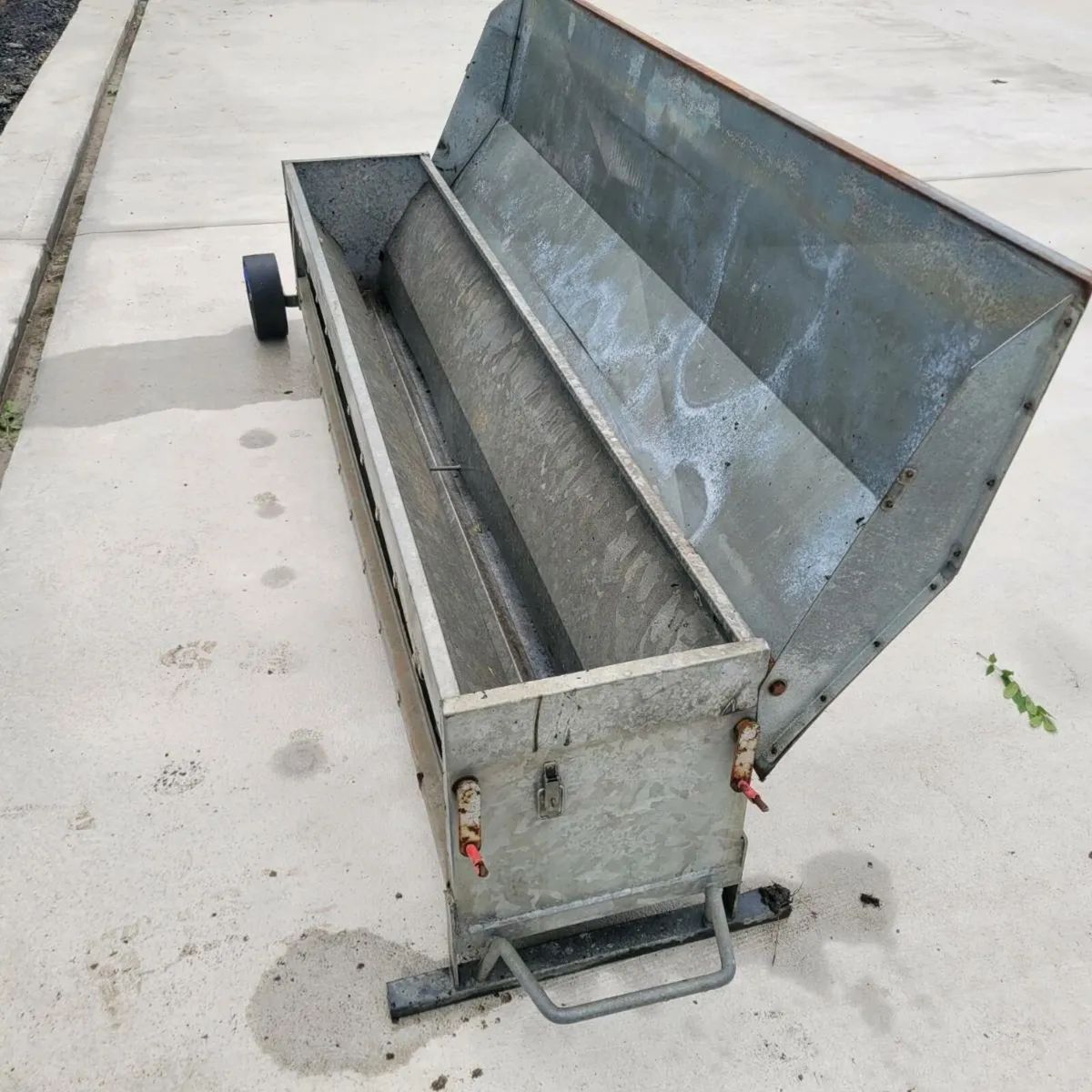 Lamb creep feeder - Image 3