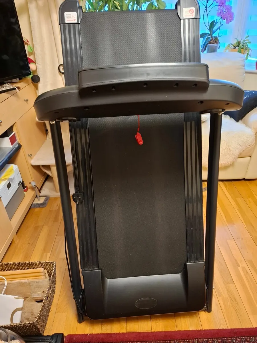 Treadmill - Image 2