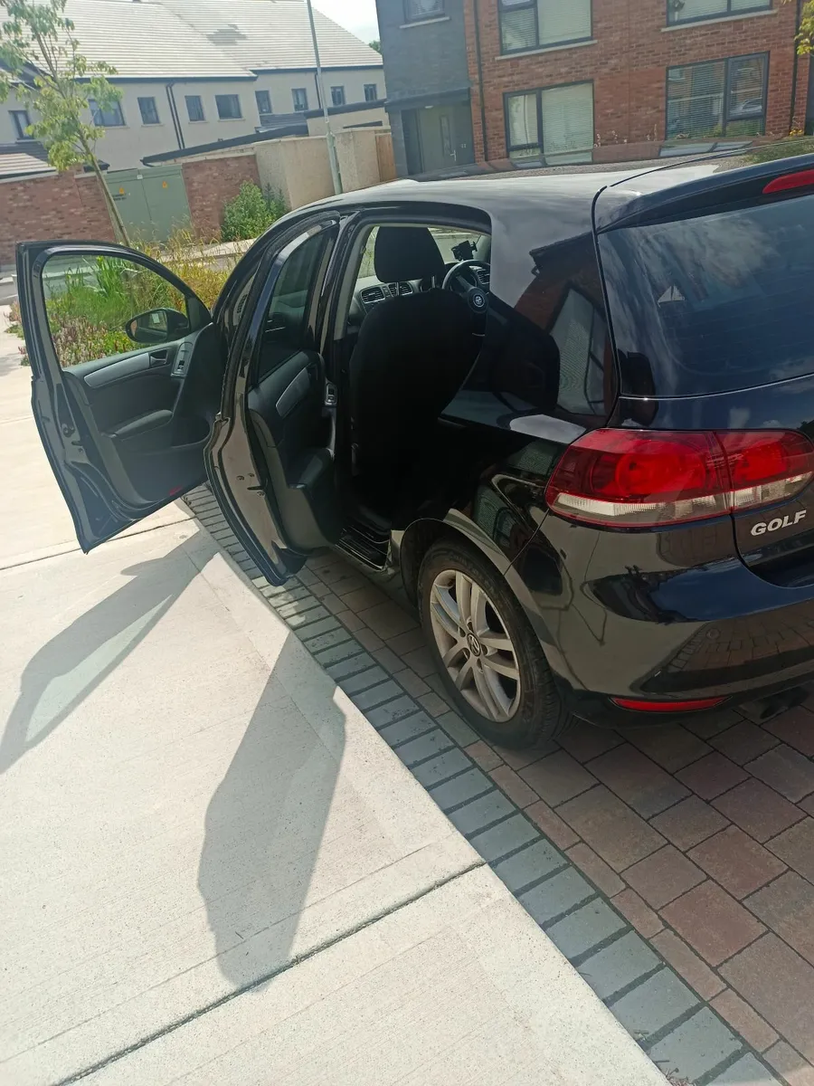 Volkswagen Golf 2012 - Image 3