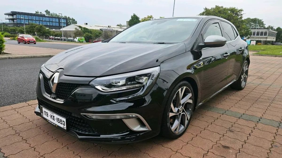 Renault Megane GT 205 TCE Automatic 7-speed - Image 3