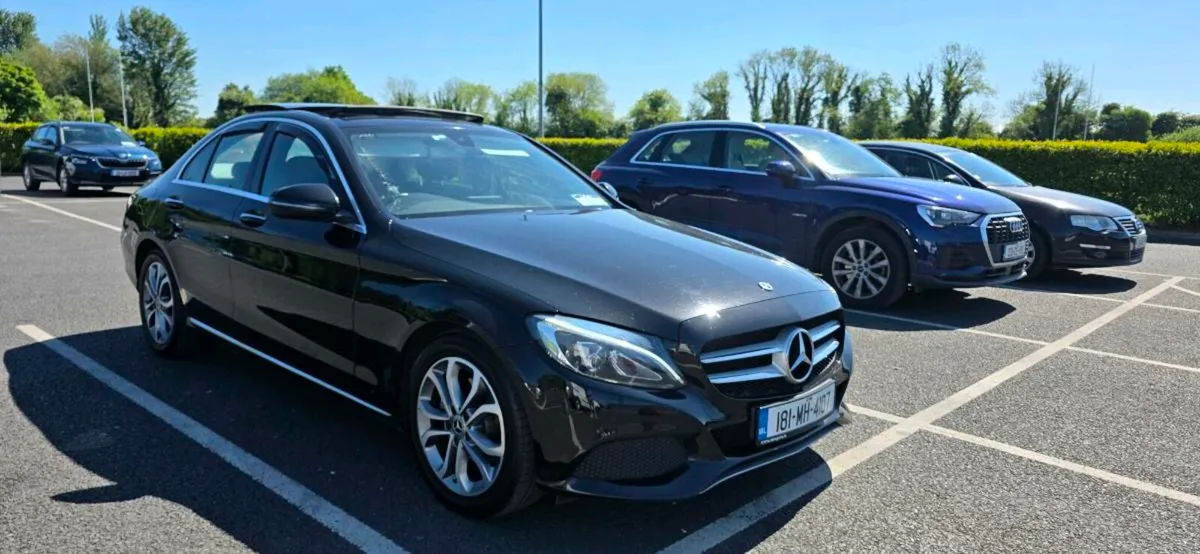 2018 Mercedes 220D - Image 4