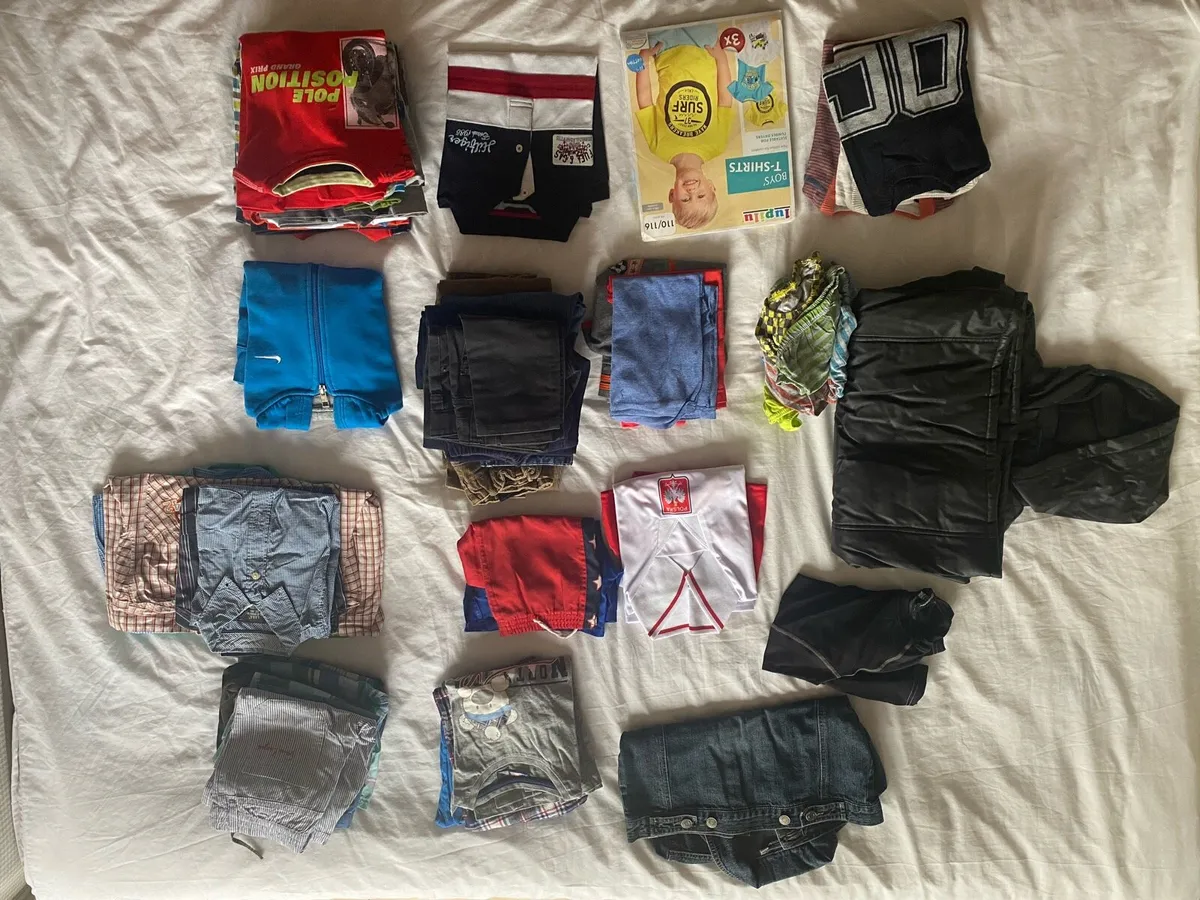 BOYS CLOTHES AGE 5-6 - Box of 63 items - Image 1