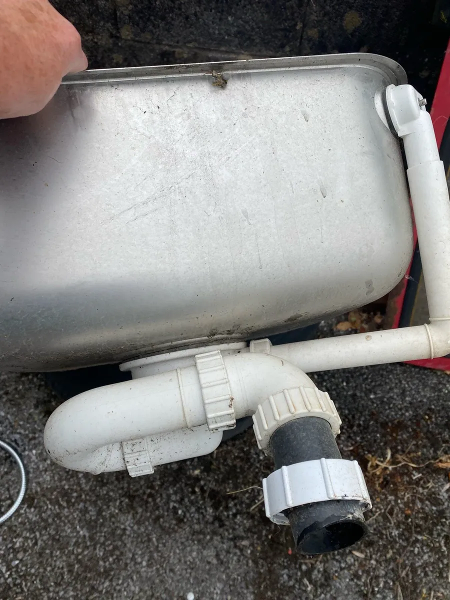 Kitchen Sink - Image 3