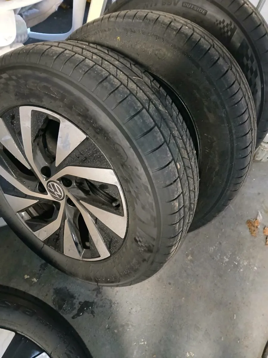 Brand new volkswagan wheels ??? - Image 3