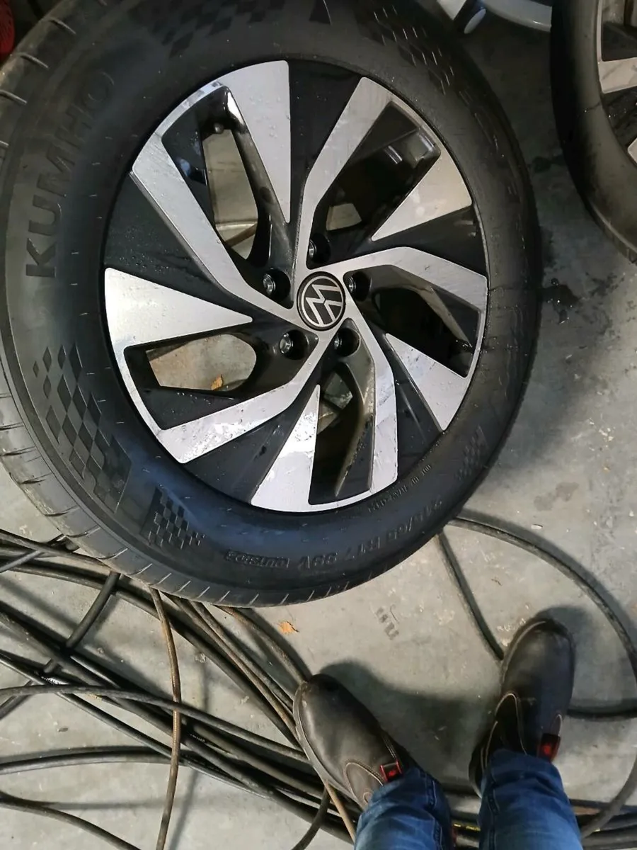 Brand new volkswagan wheels ??? - Image 4