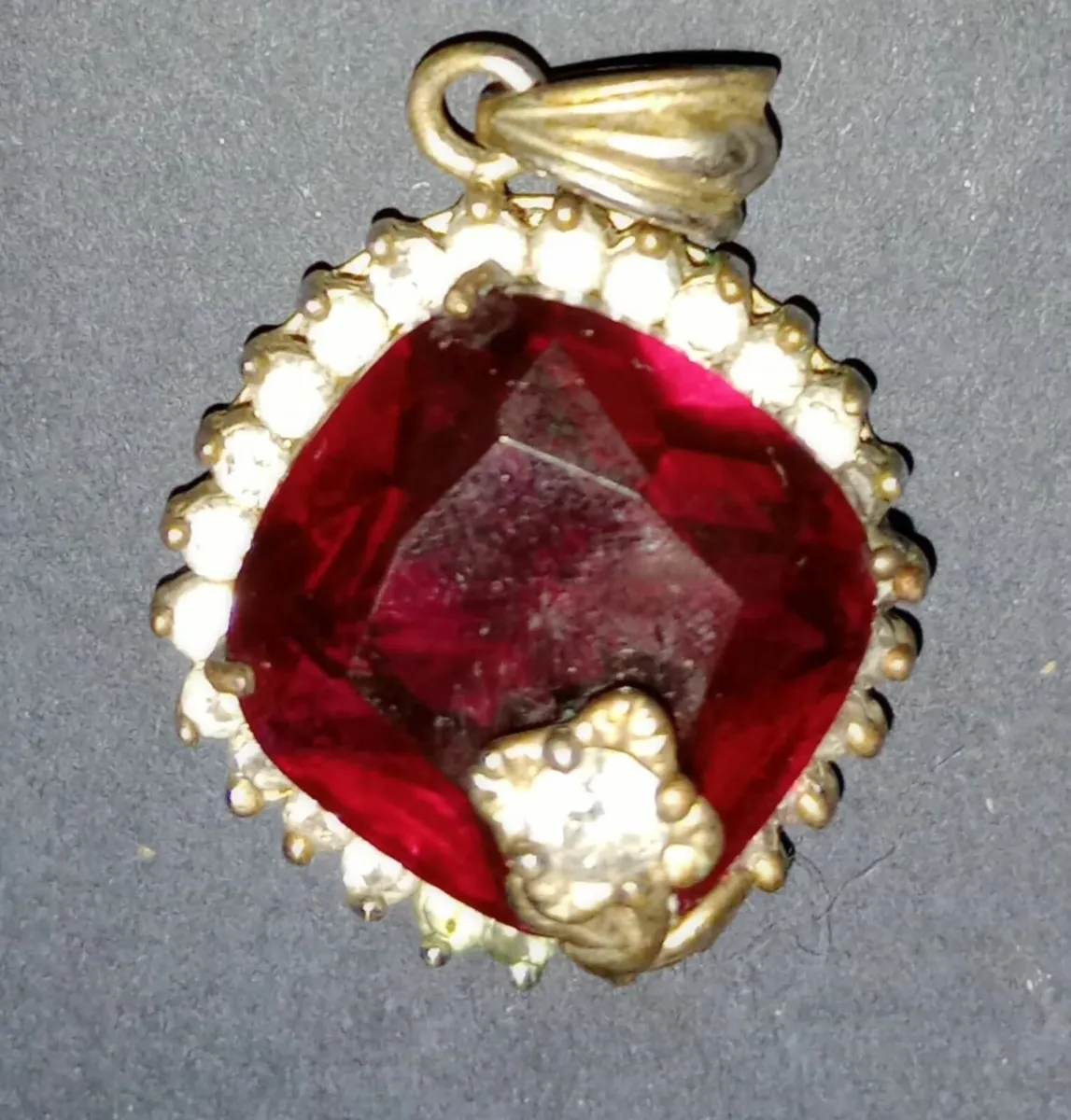 Beautiful pendant - Image 1