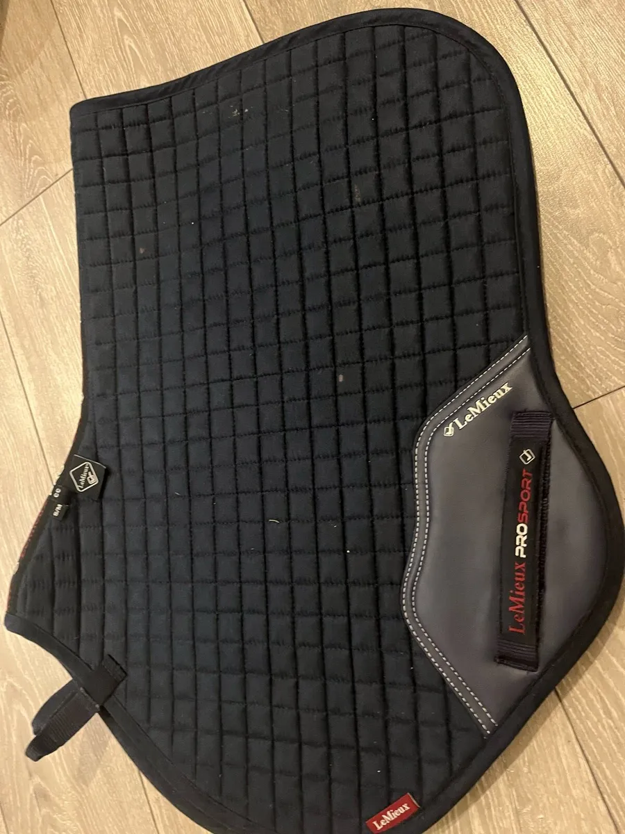 Lemiuex Navy Saddlepad - Image 1
