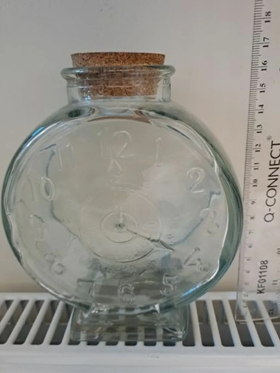 Glass container with cork lid - Image 2