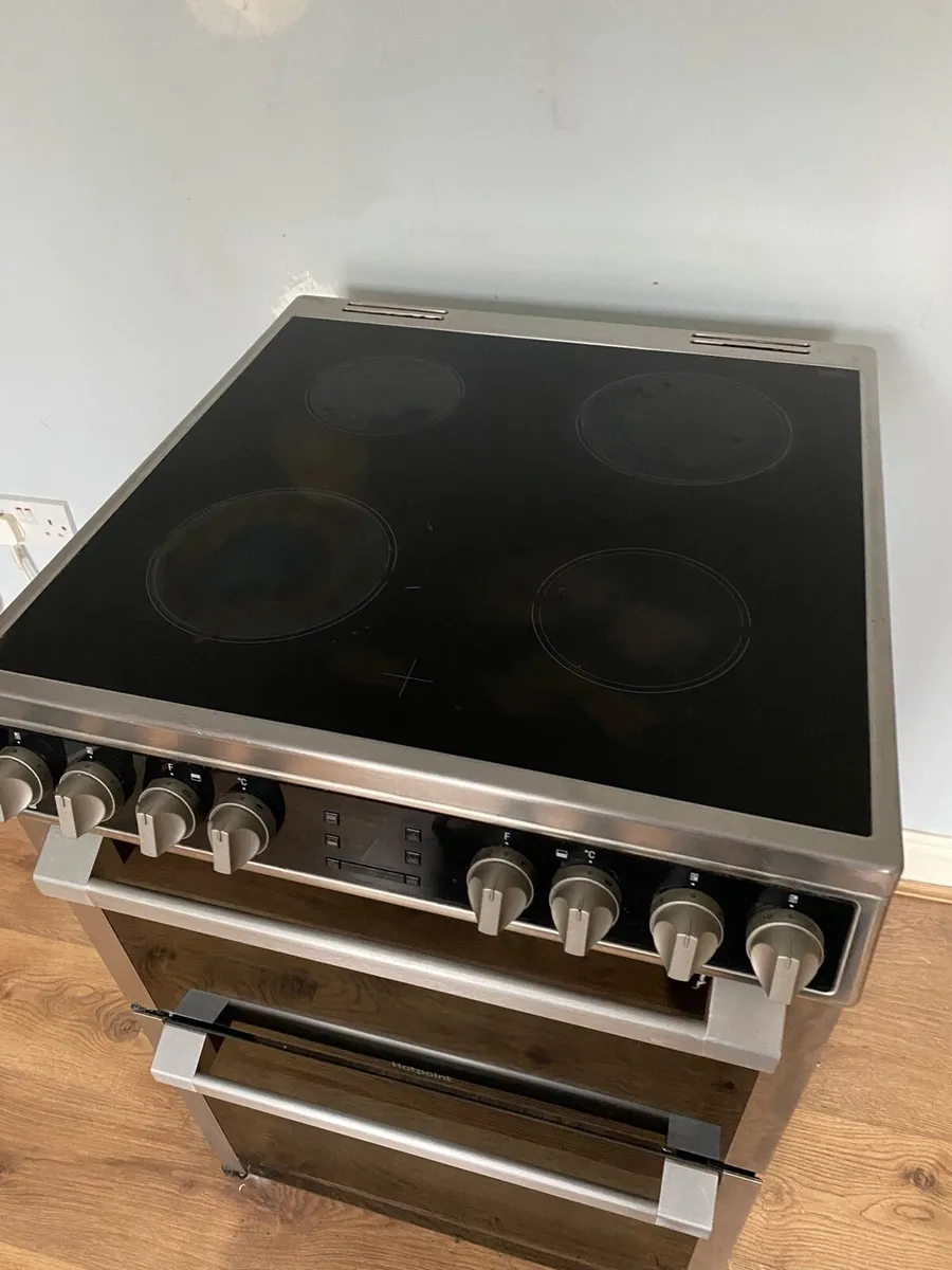 Hotpoint Freestanding Cooker - Image 3