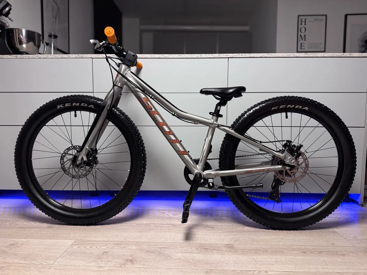 SCOTT Roxter Disc Junior Bike 24 inch - Image 2