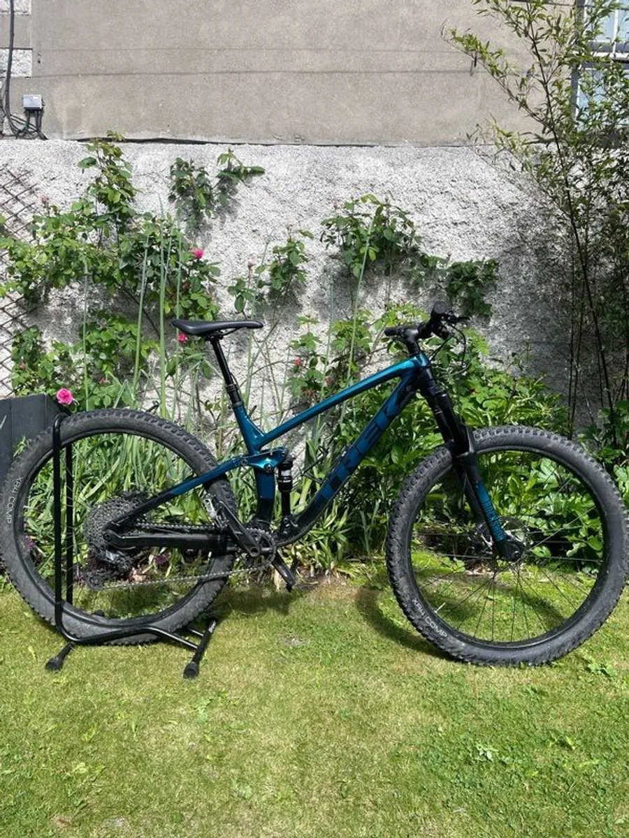 Trek Fuel EX5 - Image 1