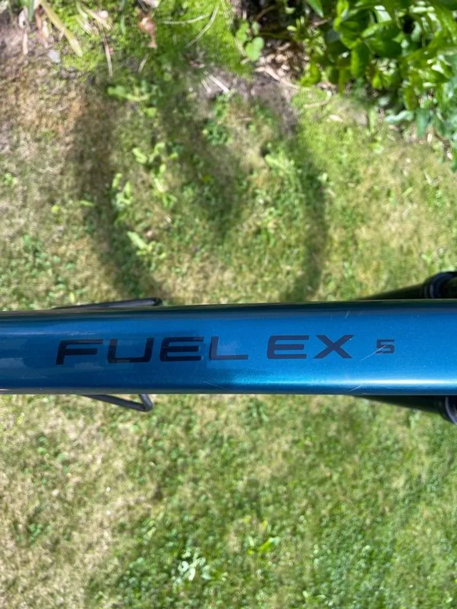 Trek Fuel EX5 - Image 3