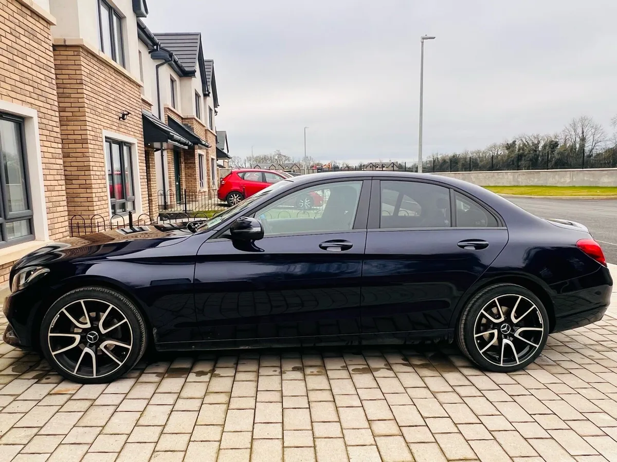 Mercedes Benz C Class 1.6 D - Image 4