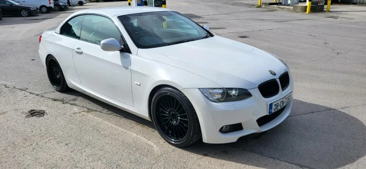 BMW 325i 3lt, 7 speed Manual - Image 1