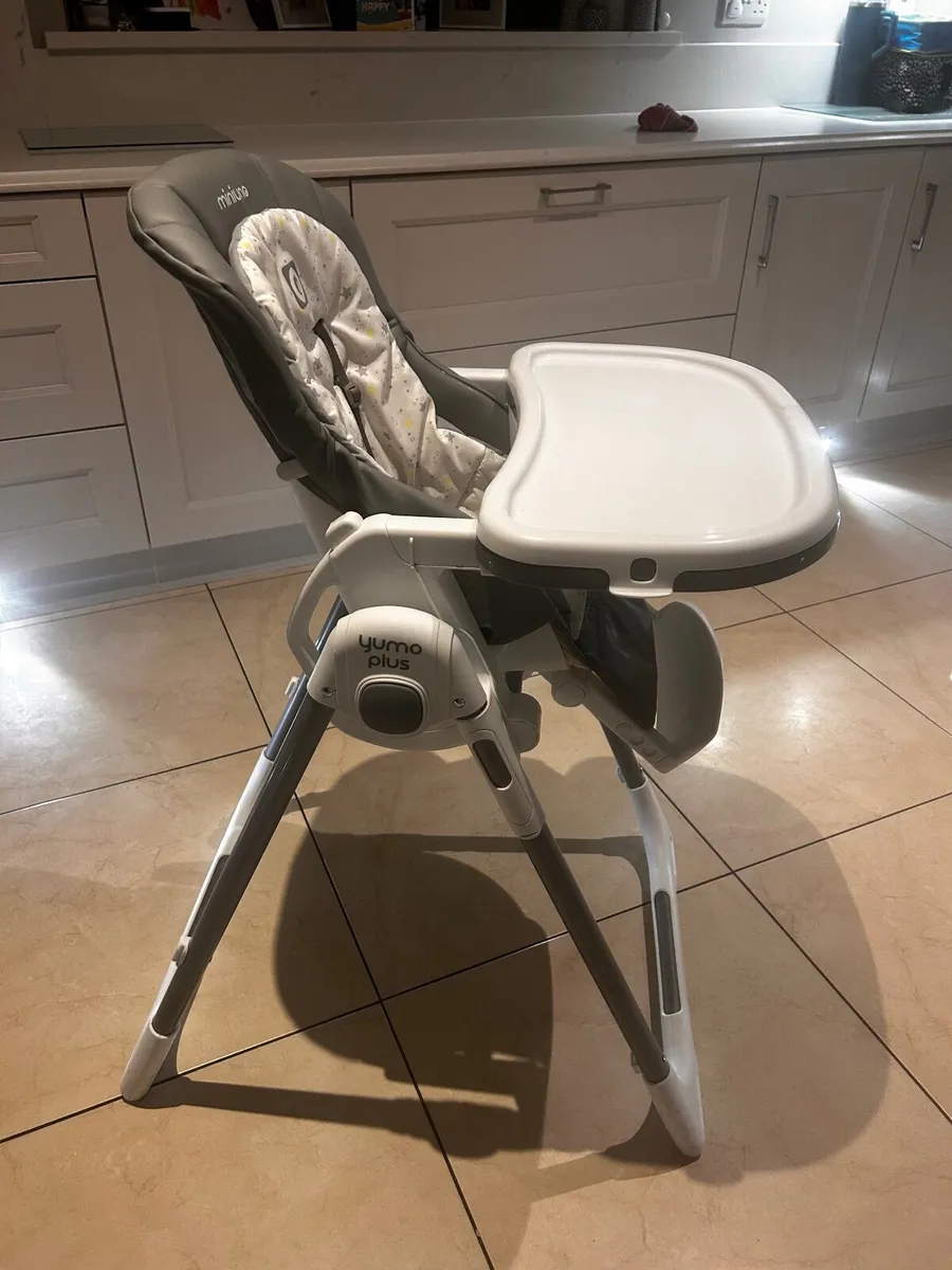 Baby high chair. - Image 2