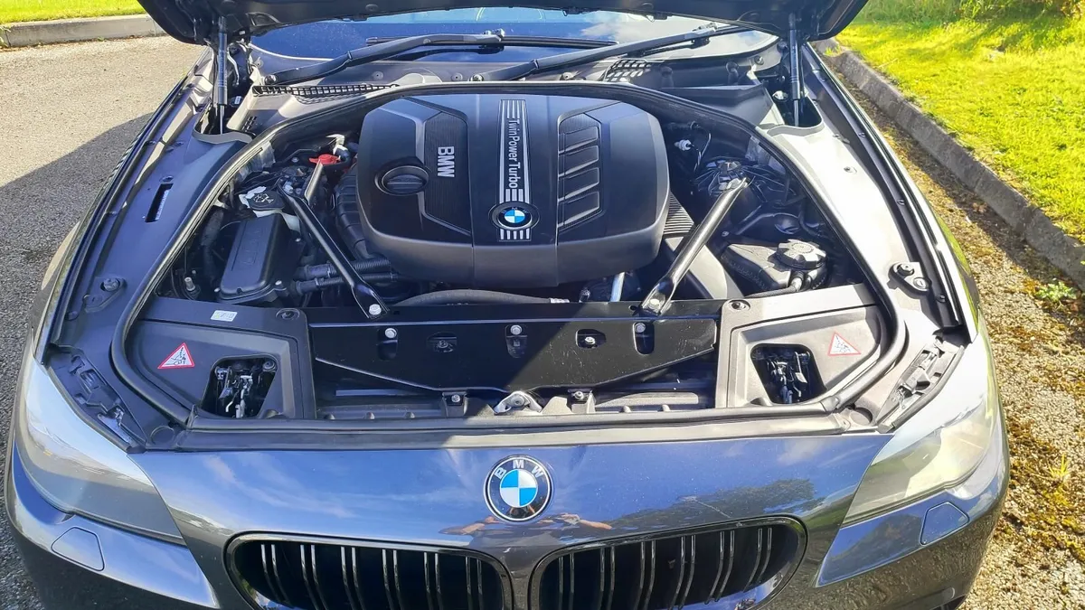 BMW 5-Series 2013 - Image 3