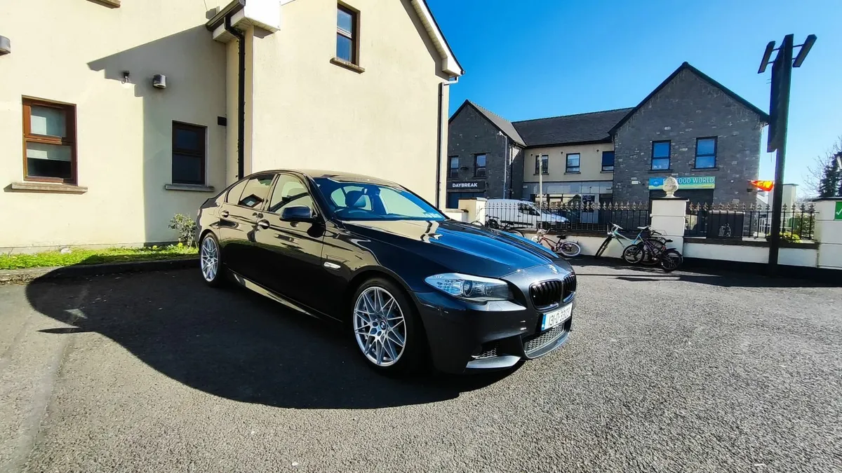 BMW 5-Series 2013 - Image 4