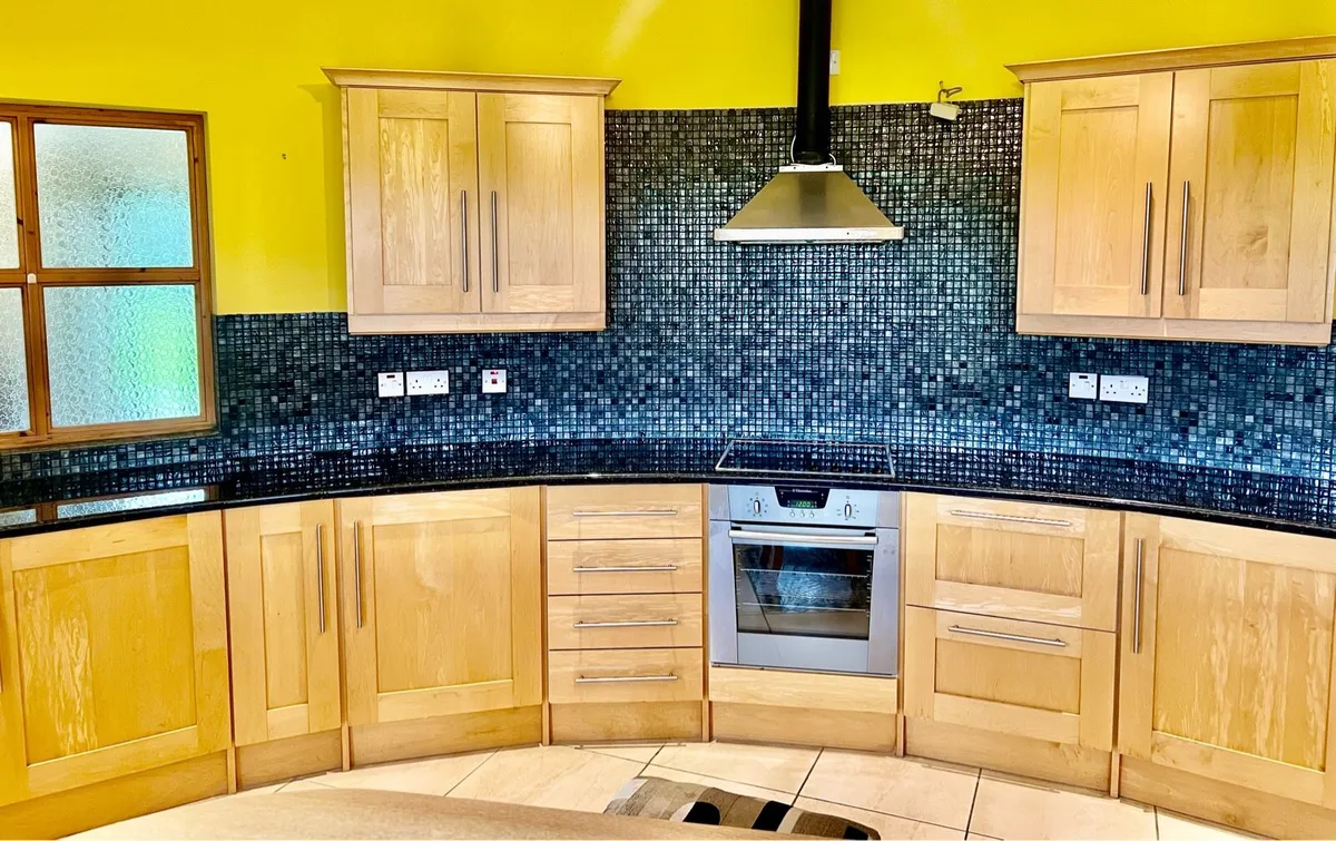 Kitchen - Image 3
