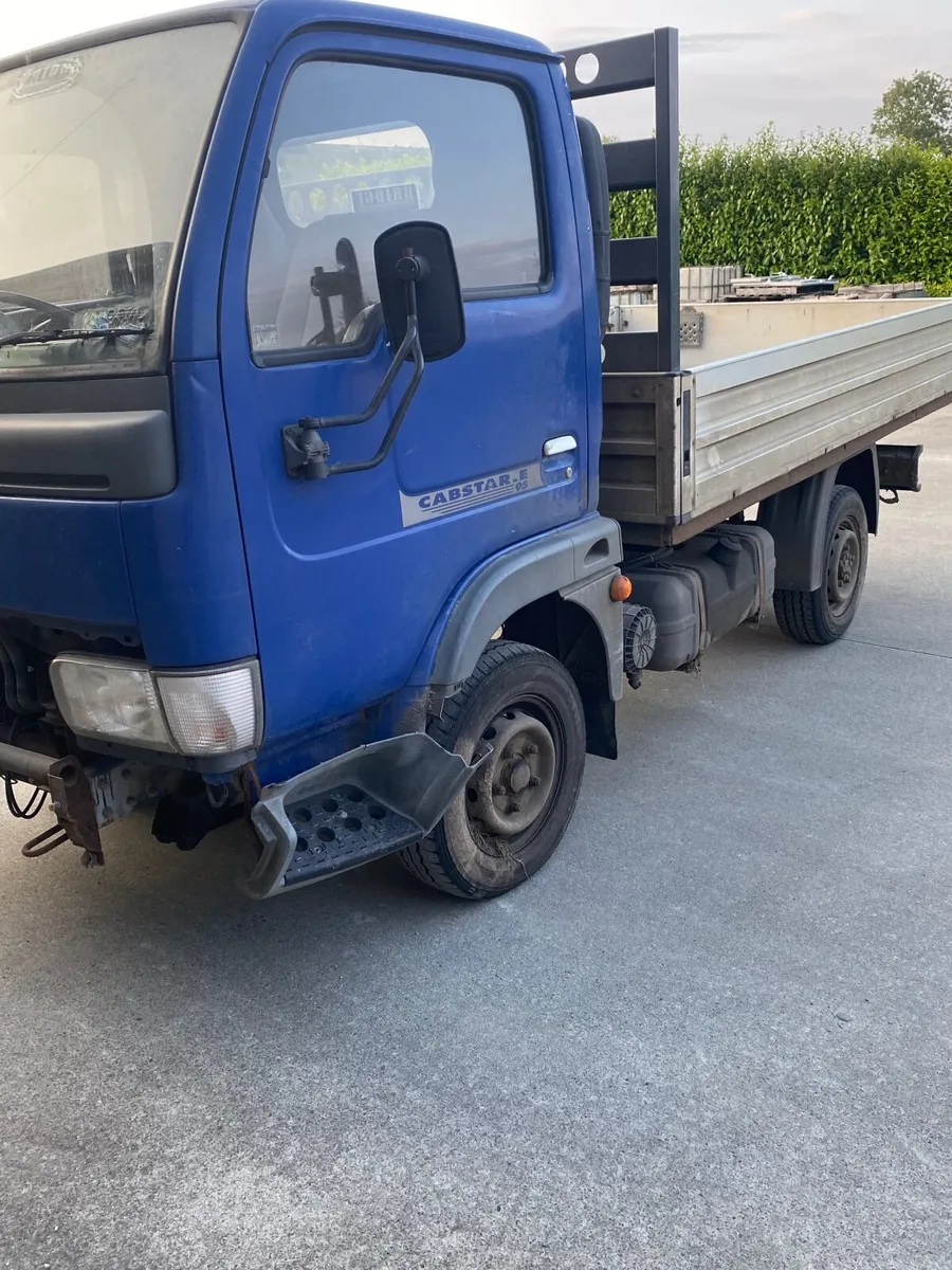 Nissan Cabstar 2003 - Image 1
