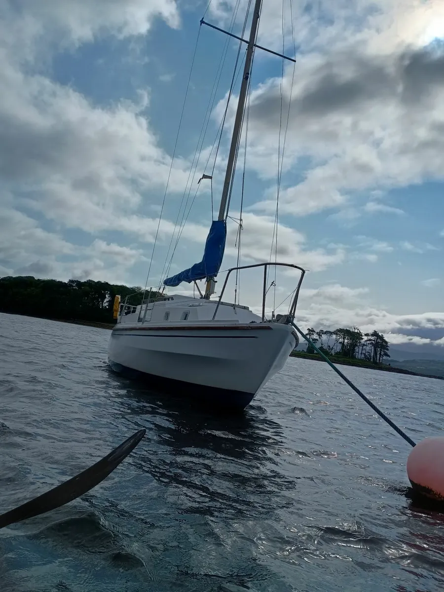Sailing boat - Image 1