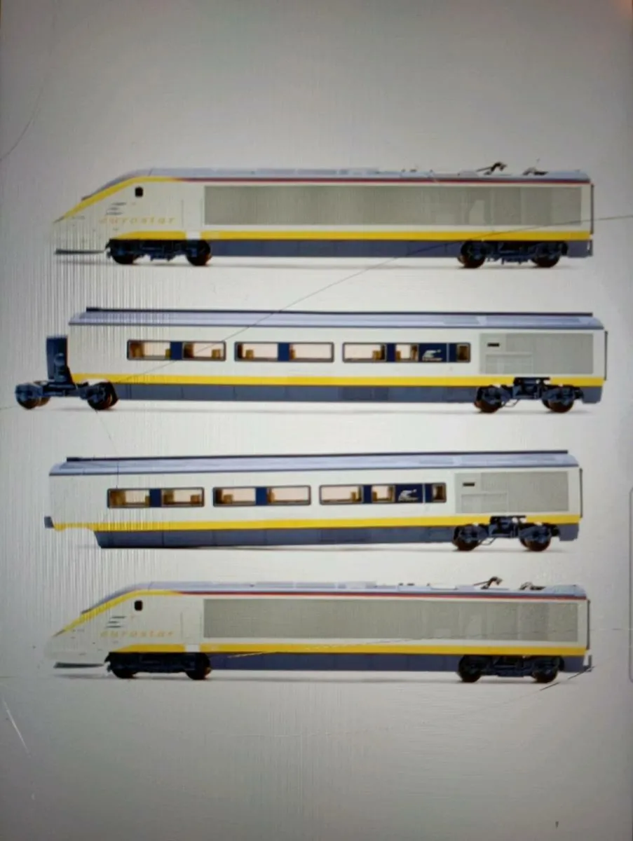 HORNBY  OO GAUGE EUROSTR CLASS 2030 4 CAR SET - Image 1
