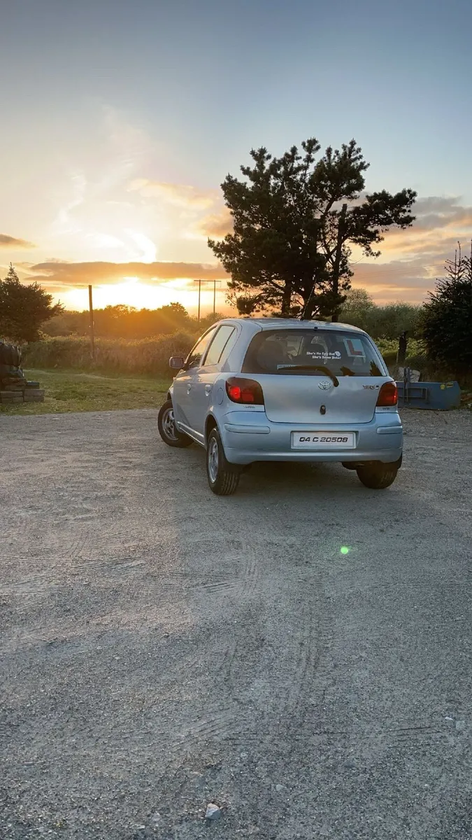 Toyota Yaris 2004 - Image 3