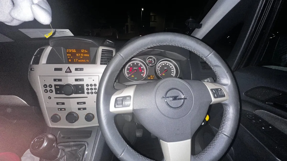 Opel Zafira 2008 - Image 4