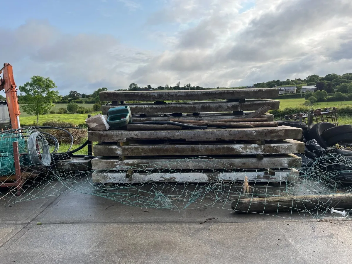 Yard clearance 13 gang slats - Image 1