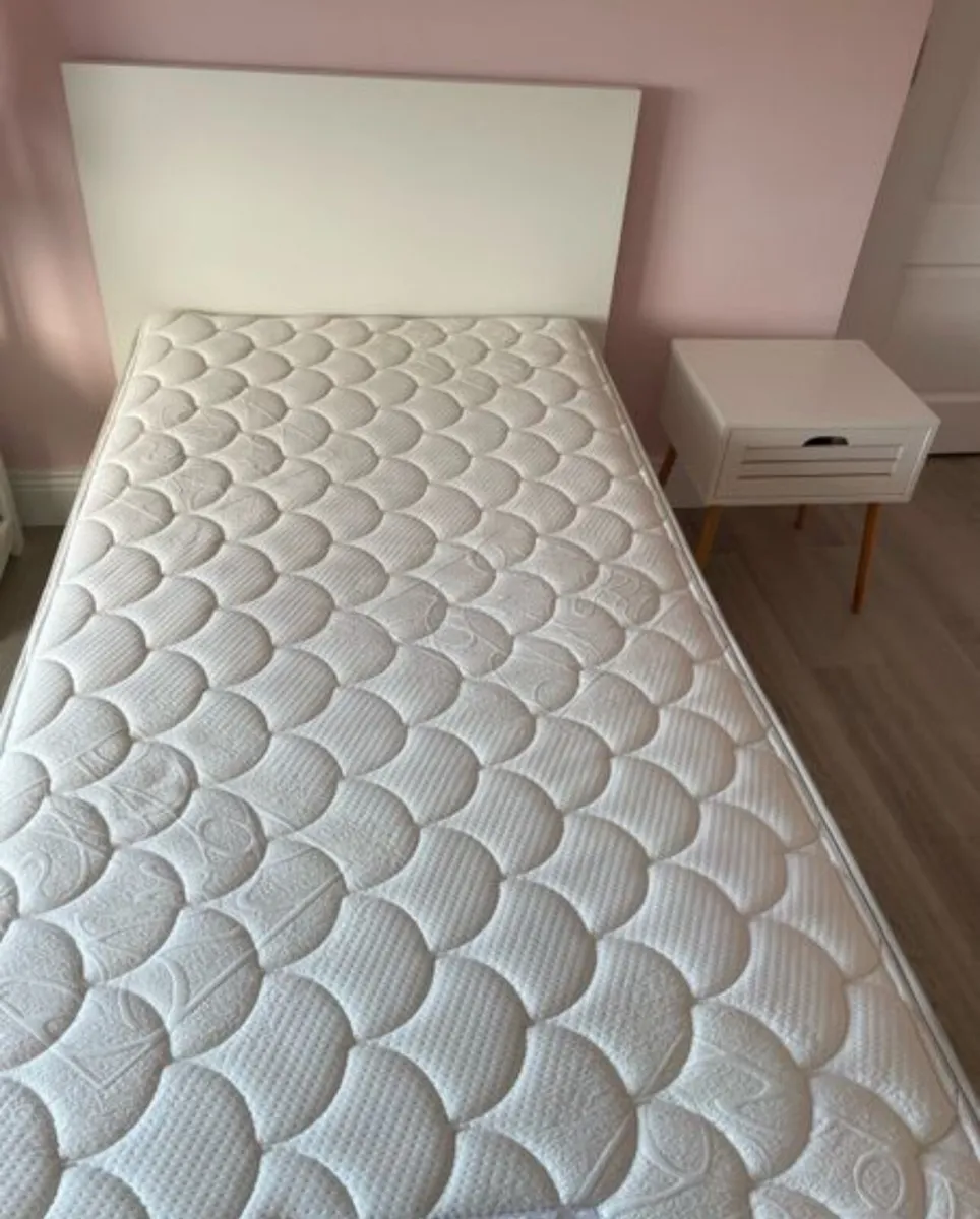 Beautiful White Single Storage Bed 2 Large Drawers - Image 3