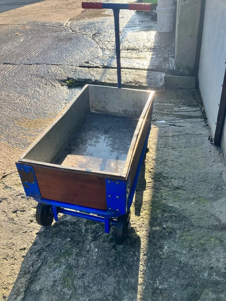 Garden trolley - Image 3