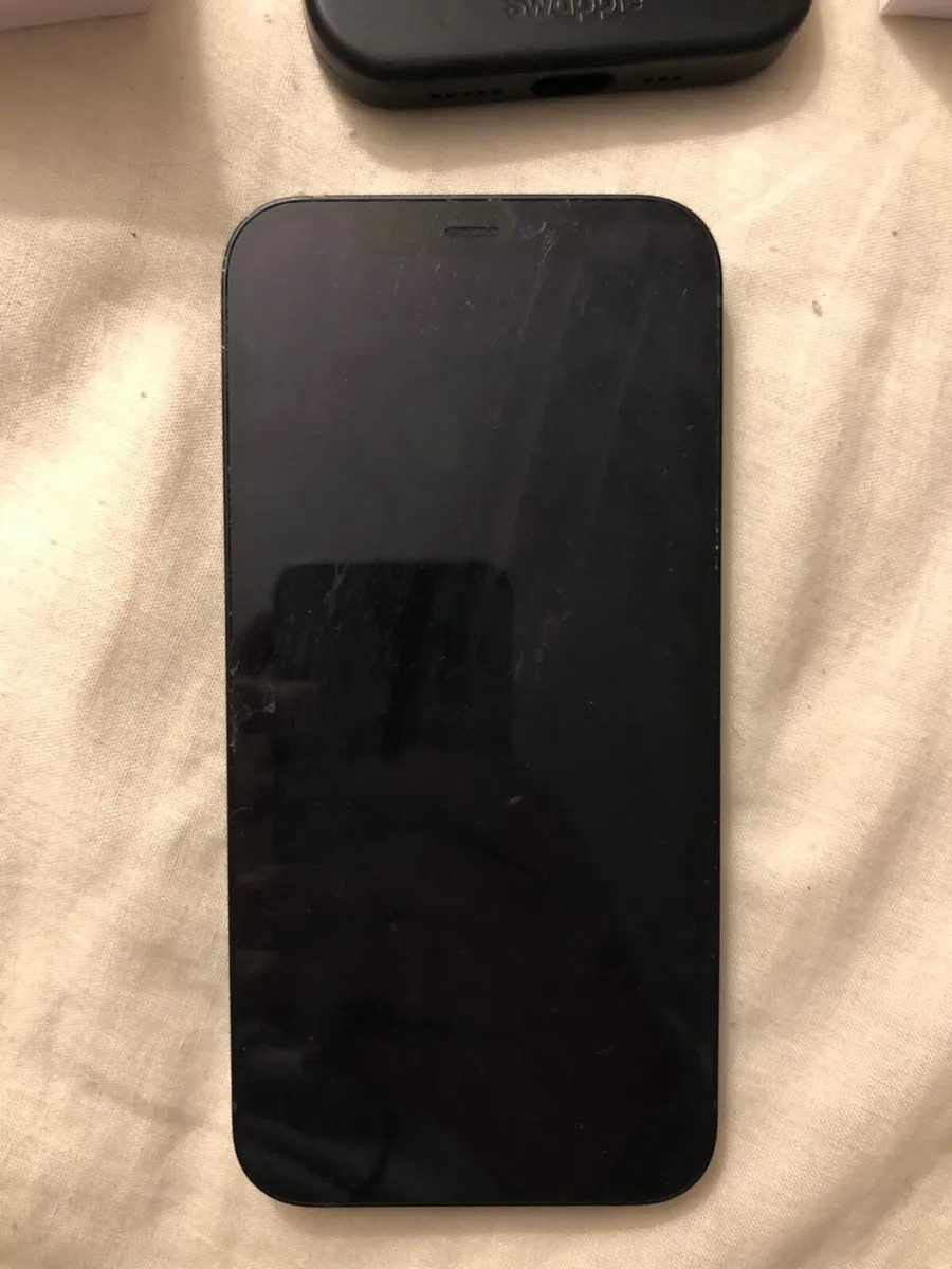 Iphone - Image 4
