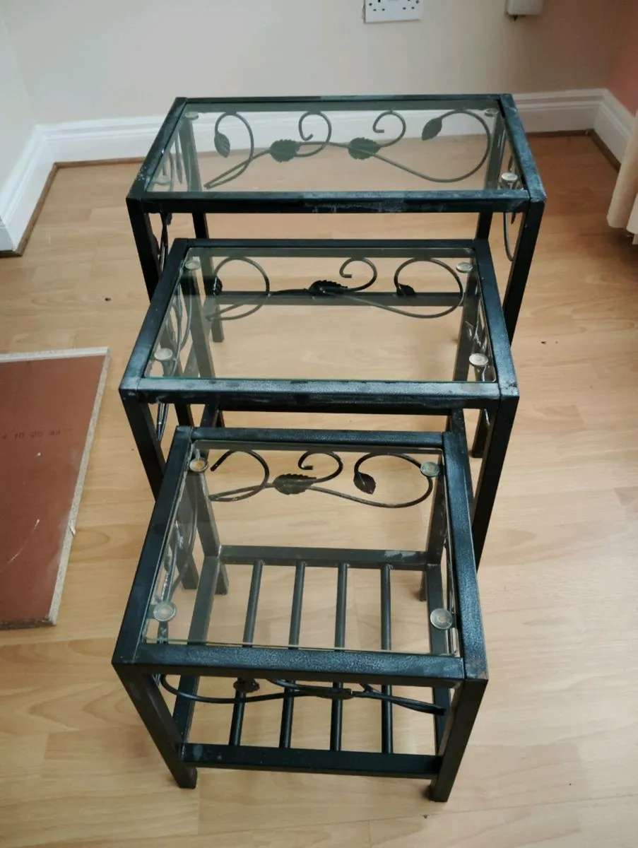 Coffee Table. - Image 2