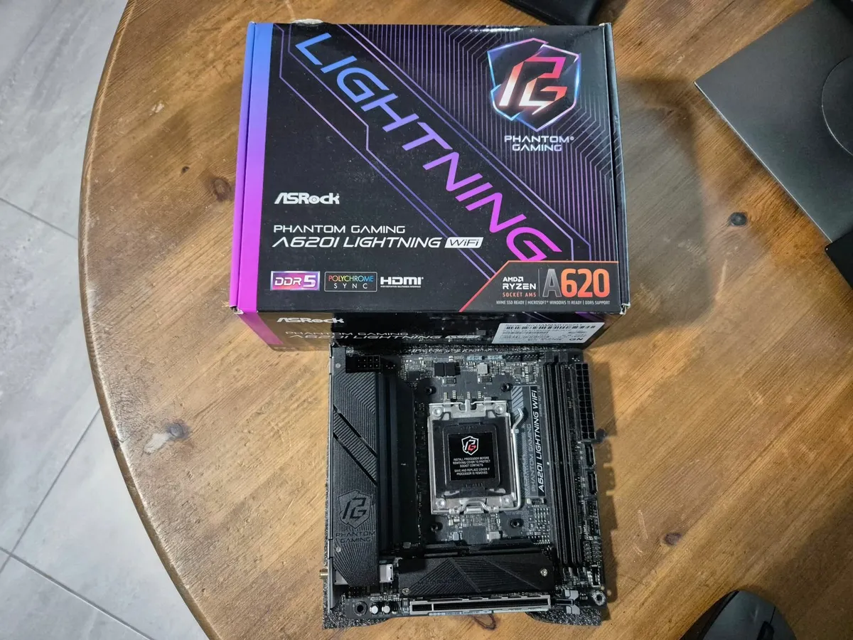 ASRock A620i - Motherboard - Defective - Parts