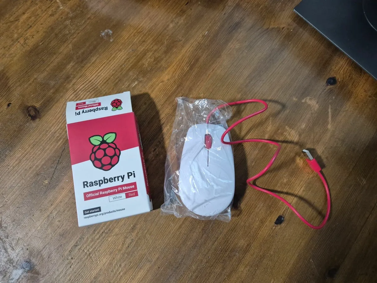 Raspberry Pi Mouse