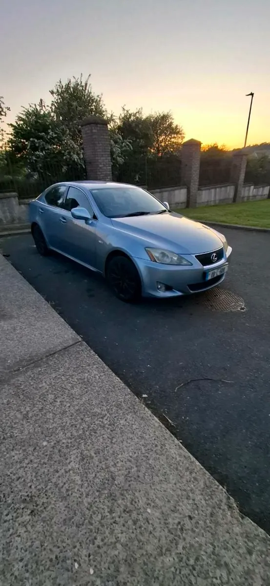 Lexus is220 - Image 3