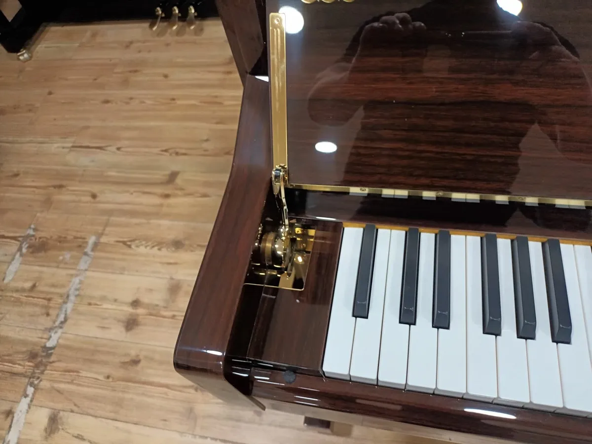 New Danemann 115 | Mahogany | Superb Tone - Image 2
