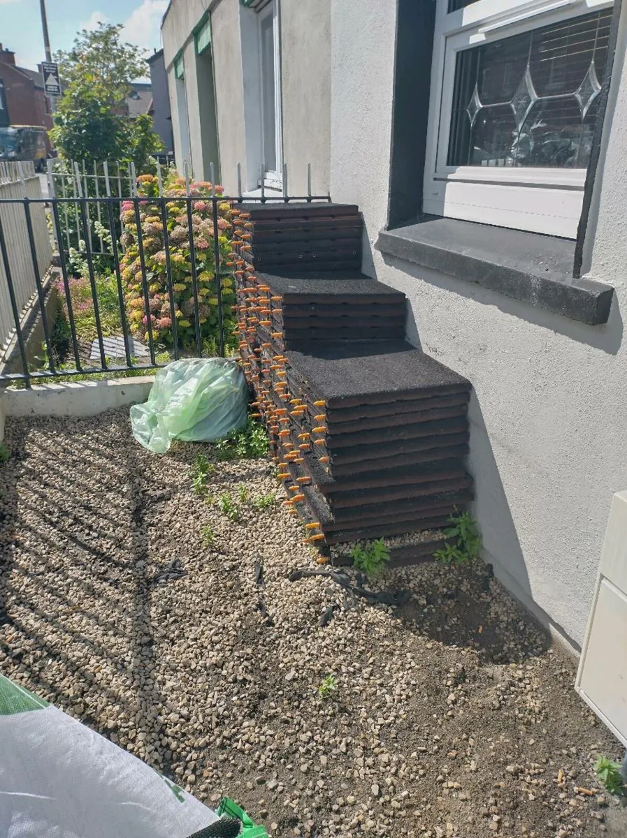 Rubber tiles - Image 1