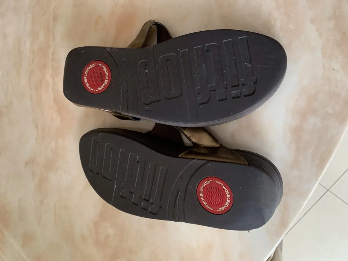 Ladies Flip Flops - Image 4