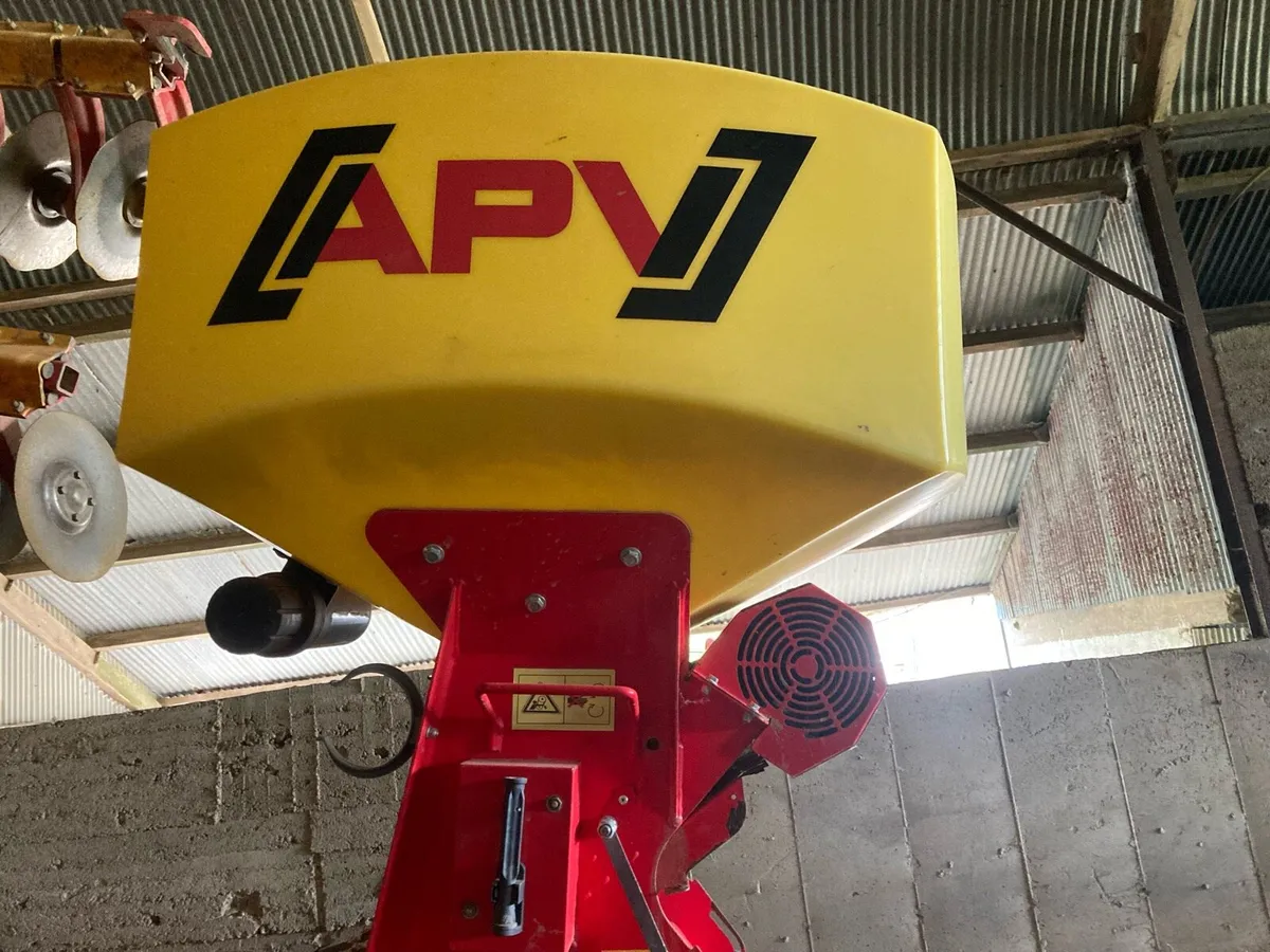 APV 300 unit - Image 1