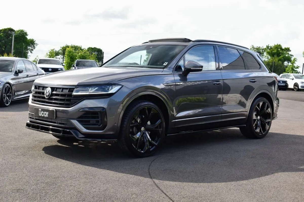 Volkswagen Touareg 3.0 TDI V6 R-line - Image 3