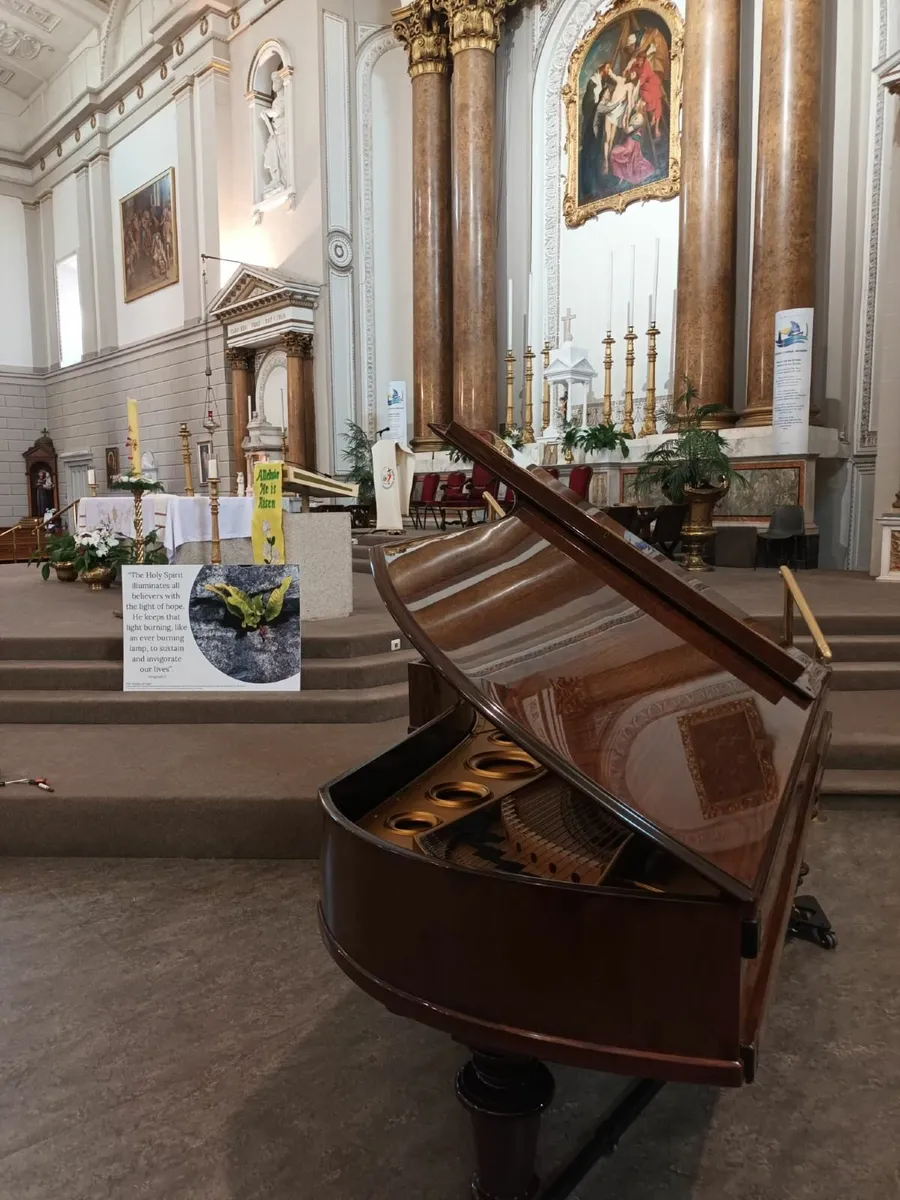 9 Foot Weber Concert Grand | St. Andrew's Church - Image 1