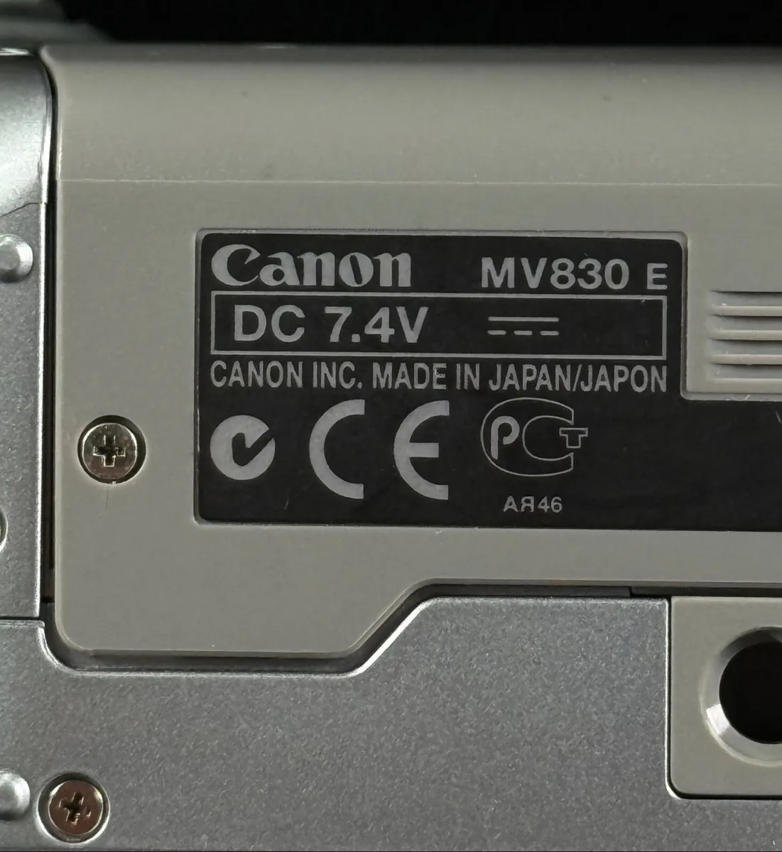 Canon MV830E PAL Handycam mini dv tape Camcorder - Image 2